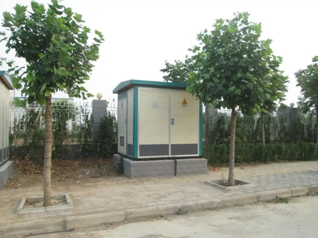 西林1000KVA欧式箱式变压器